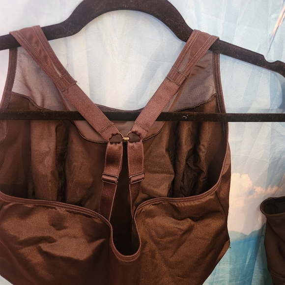 🆕️size 44 Ruby Ribbon Sheer Demiette - Picture 6 of 8